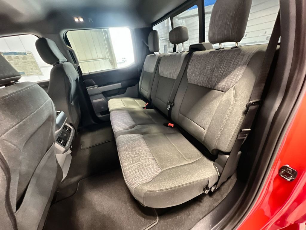 New 2025 Ford F250 XLT w/ Black Appearance Package image 44