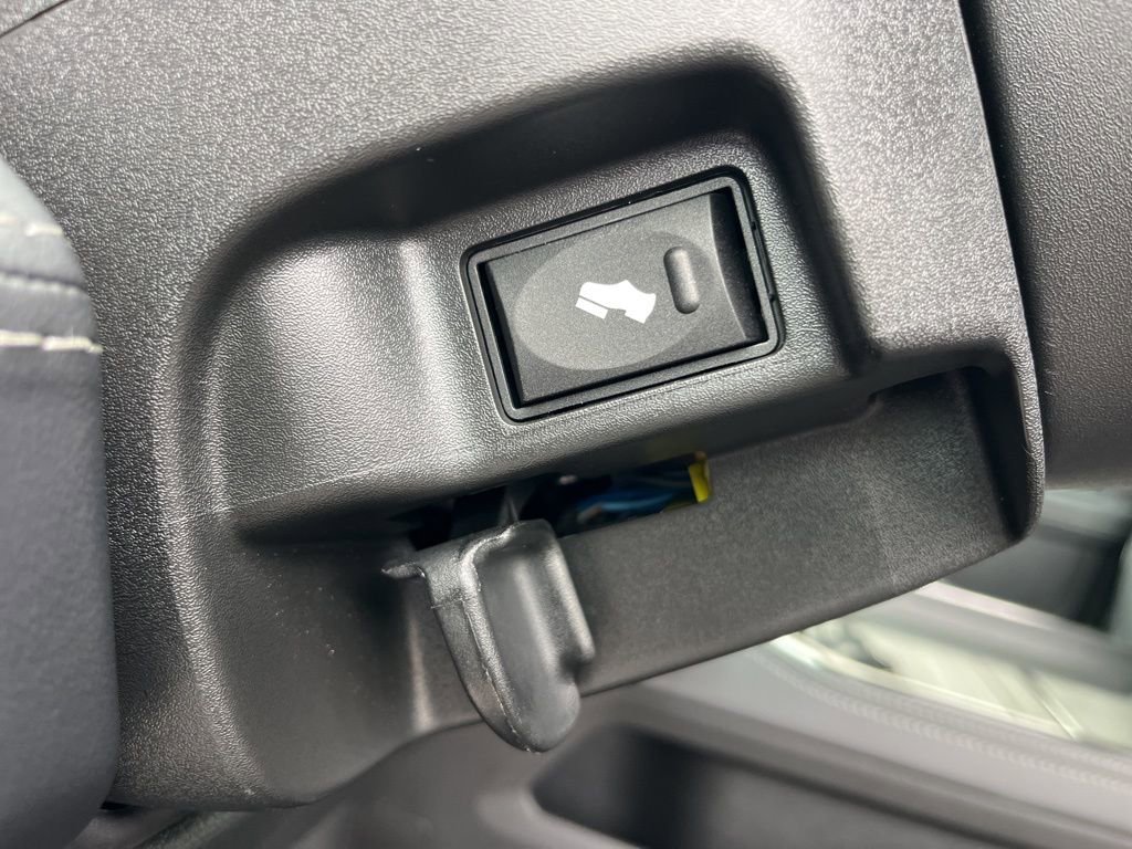 New 2026 RAM 3500 Limited AWD/4WD image 15