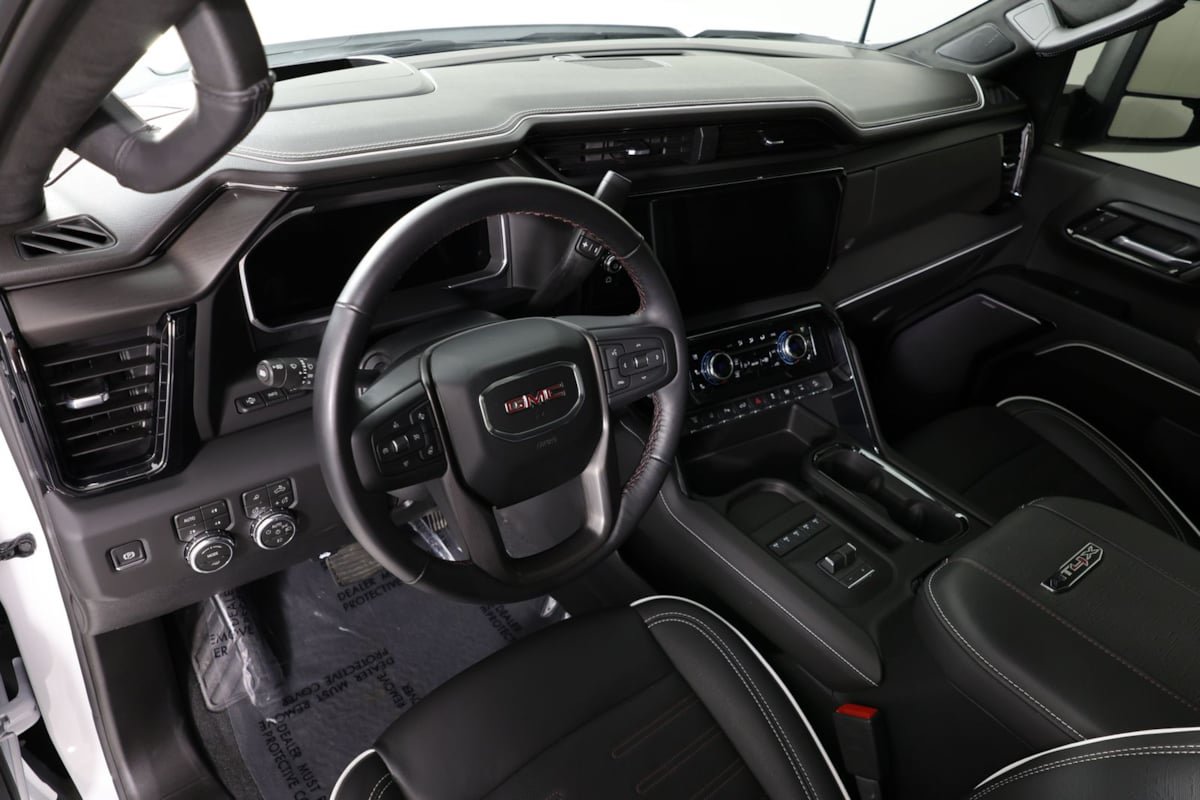 Used 2026 GMC Sierra 2500 AT4X AWD/4WD image 24