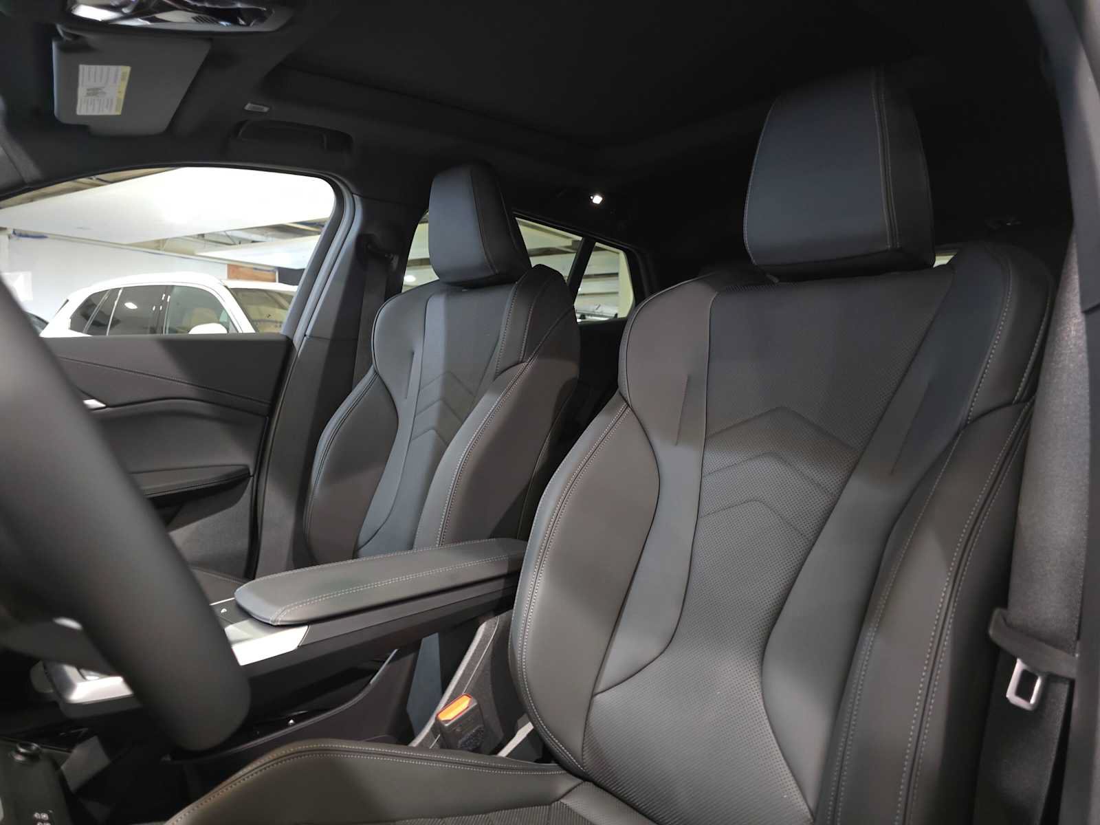 New 2027 BMW X2 xDrive28i AWD/4WD image 21