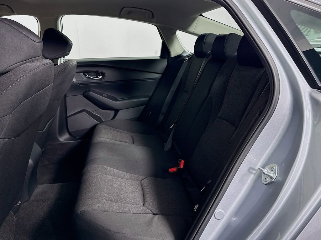 Certified 2023 Honda Accord LX image 30