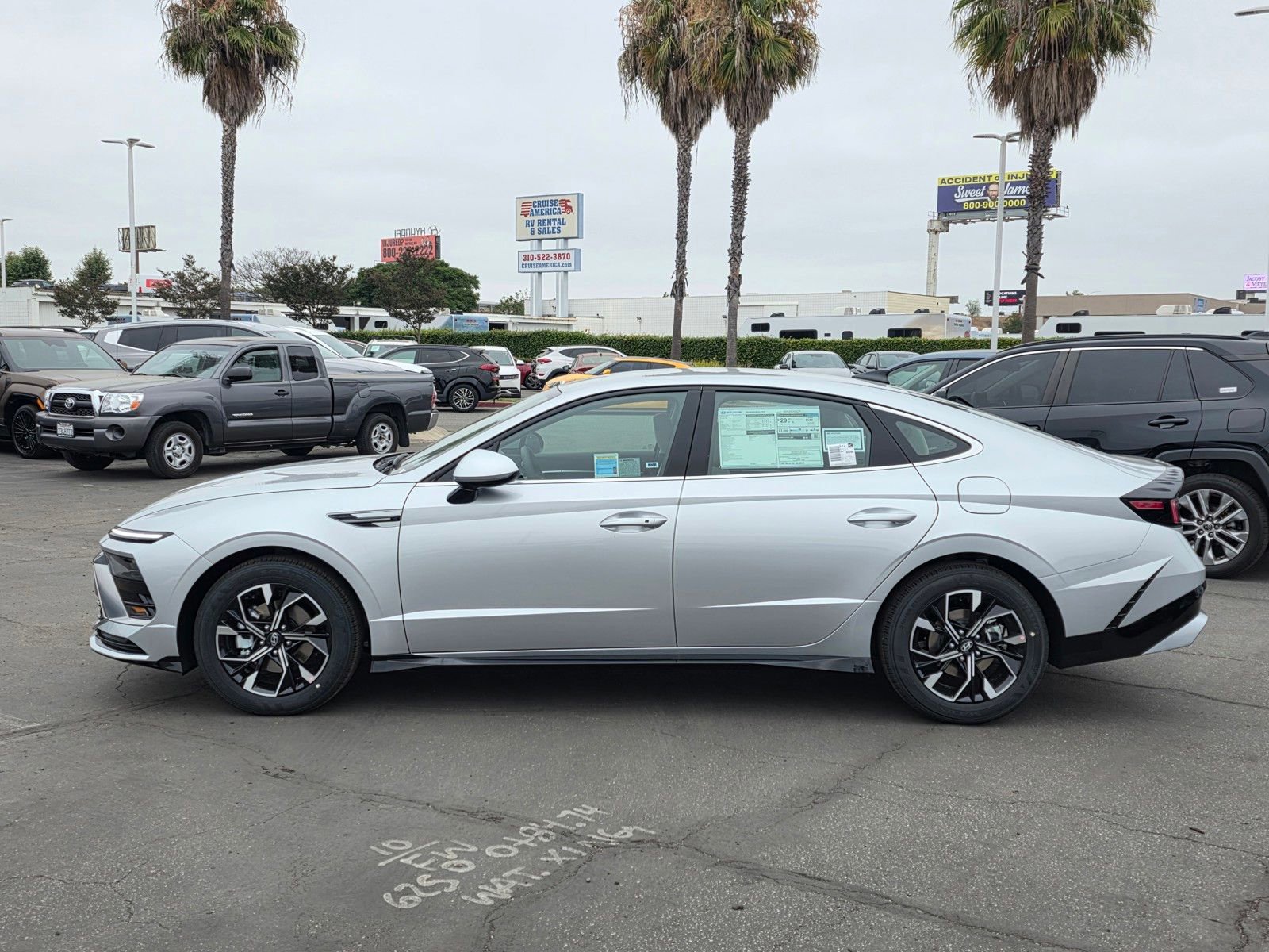 New 2025 Hyundai Sonata SEL FWD image 12