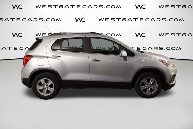 Used 2019 Chevrolet Trax LT w/ LT Convenience Package FWD image 44
