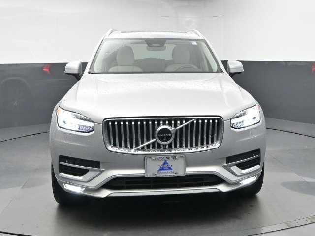 Used 2024 Volvo XC90 B6 Plus w/ Protection Package Premier AWD/4WD image 2