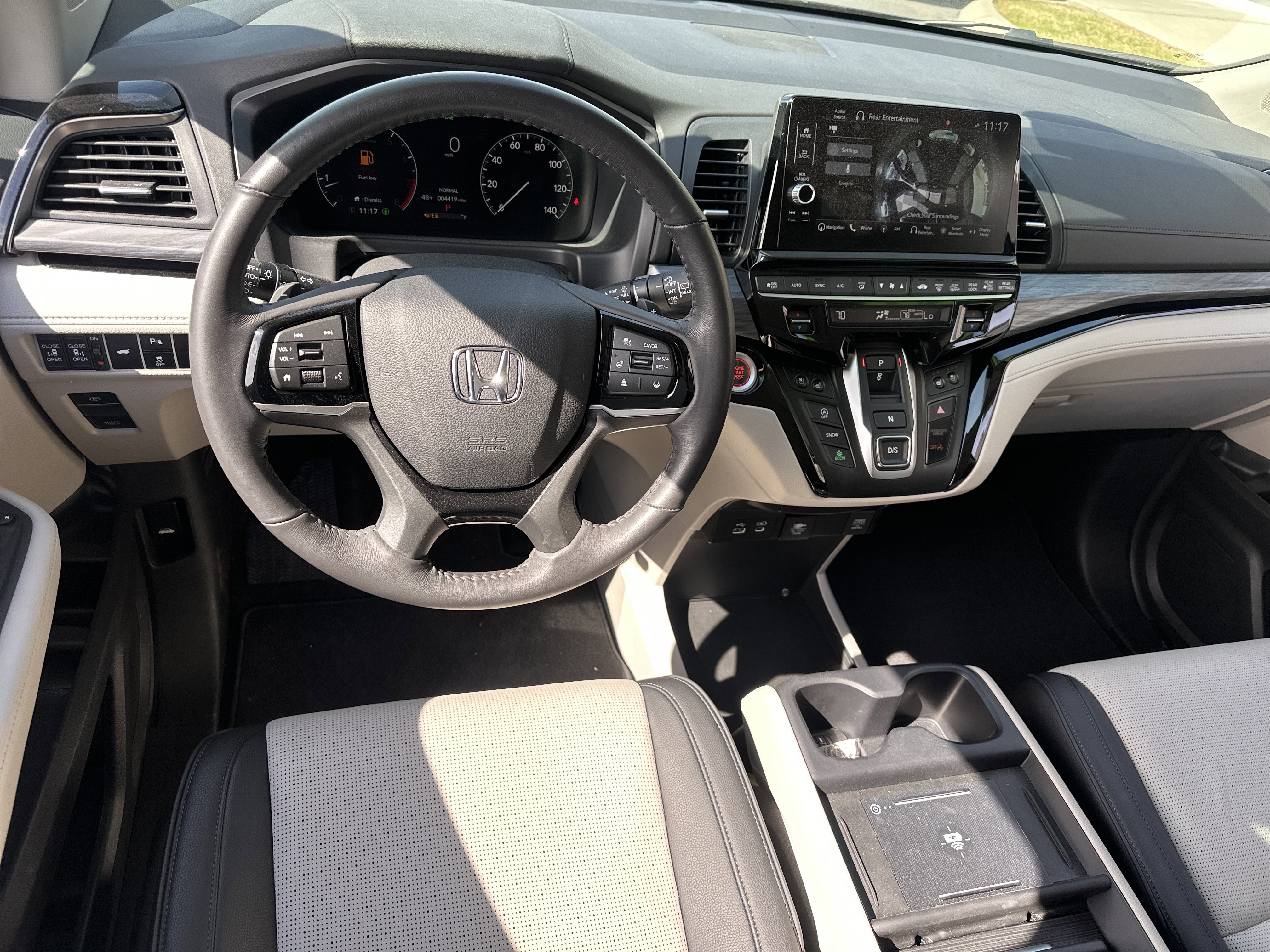 Used 2025 Honda Odyssey Elite image 15
