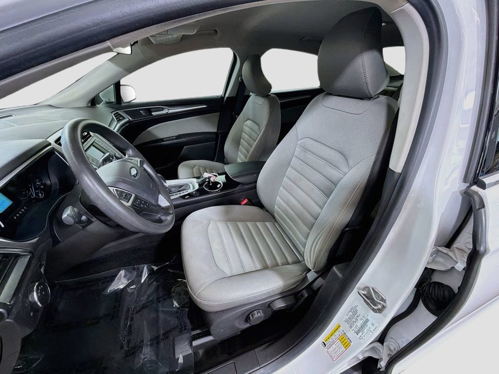 Used 2015 Ford Fusion S FWD image 20