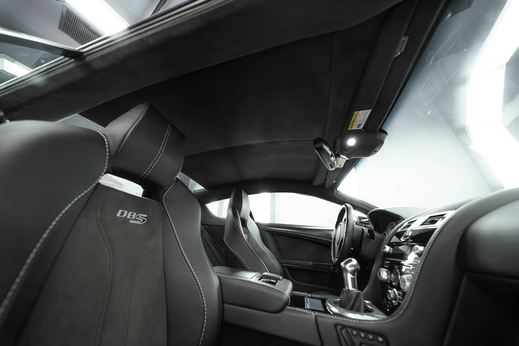 Used 2009 Aston Martin DBS Coupe 2D image 31