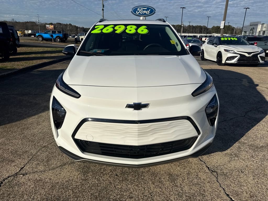 Used 2023 Chevrolet Bolt EUV Premier w/ Sun & Sound Package image 10