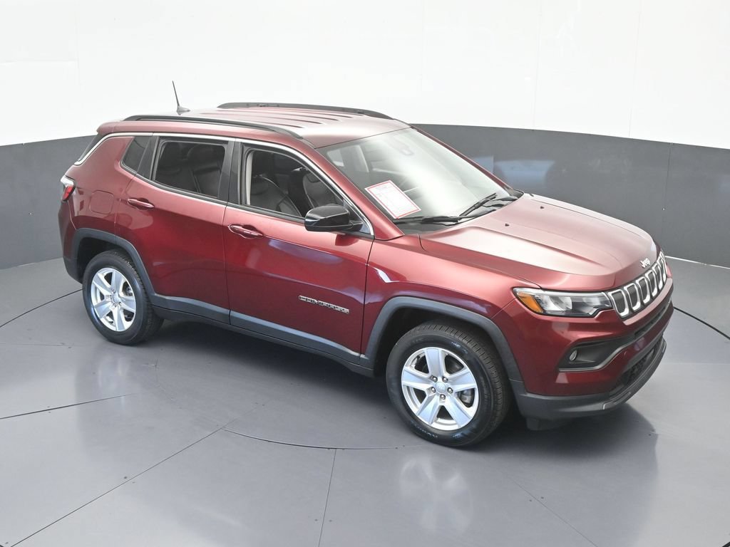 Used 2022 Jeep Compass Latitude AWD/4WD image 47