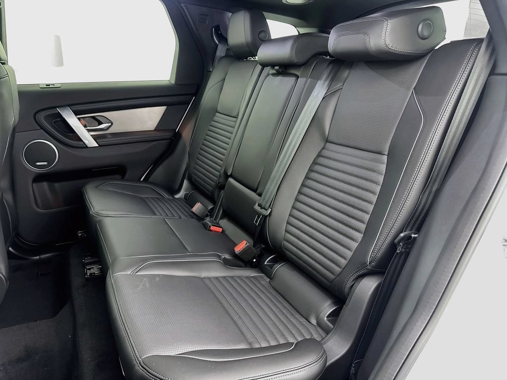 New 2026 Land Rover Discovery Sport Landmark AWD/4WD image 25