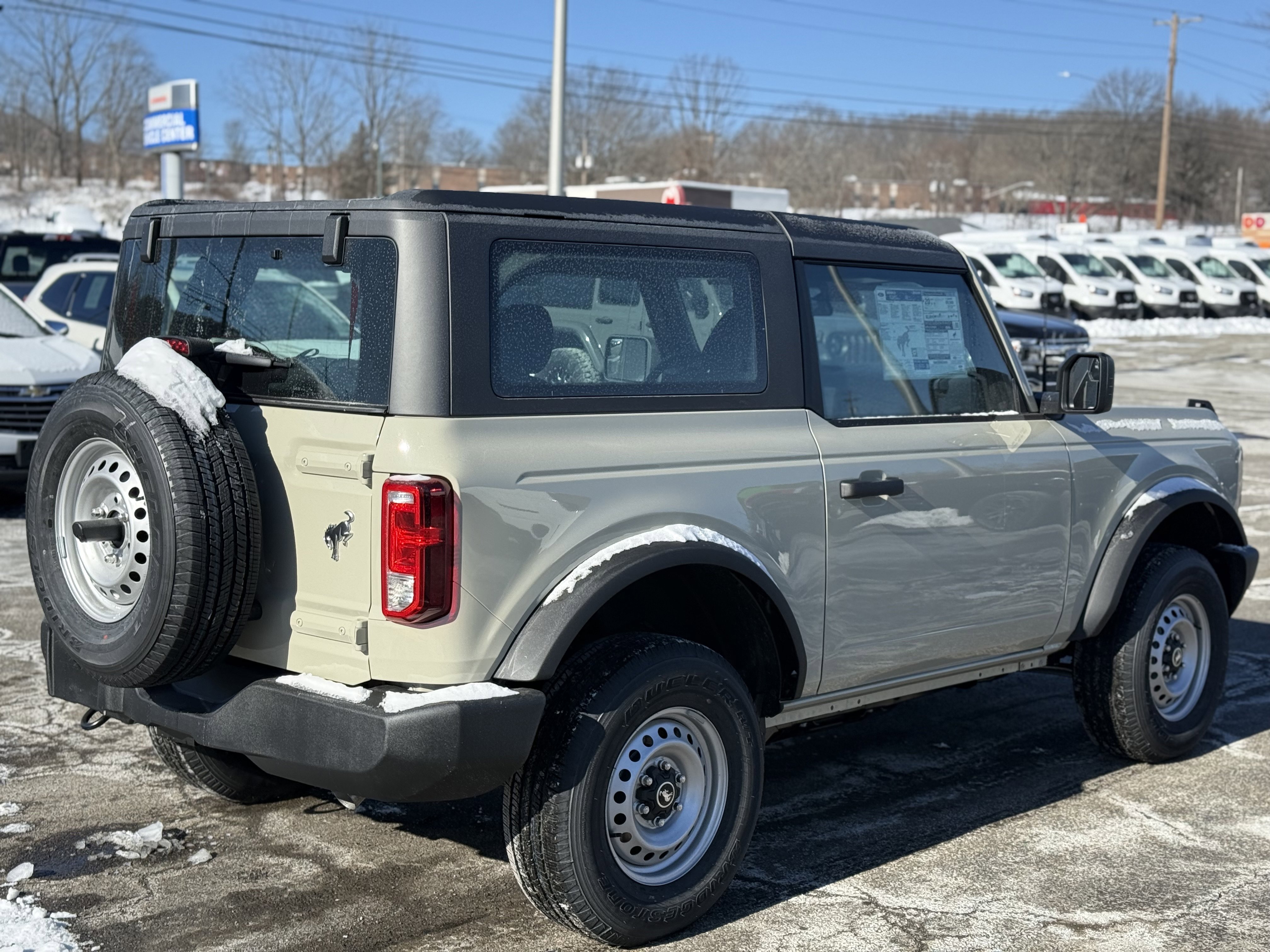 New 2025 Ford Bronco 2-Door AWD/4WD image 2