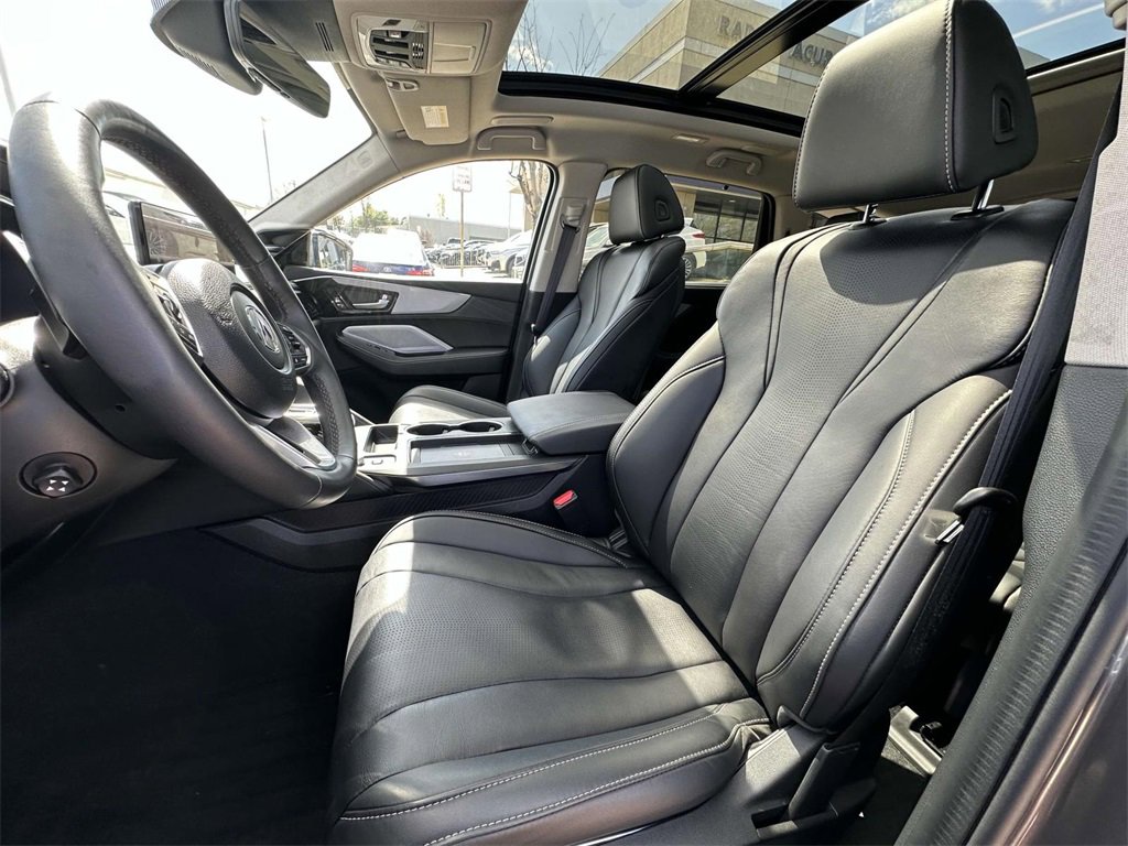 Certified 2025 Acura MDX w/ Technology Package image 27