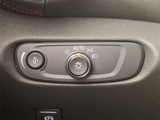 Used 2022 Chevrolet Blazer RS w/ Enhanced Convenience Package image 26