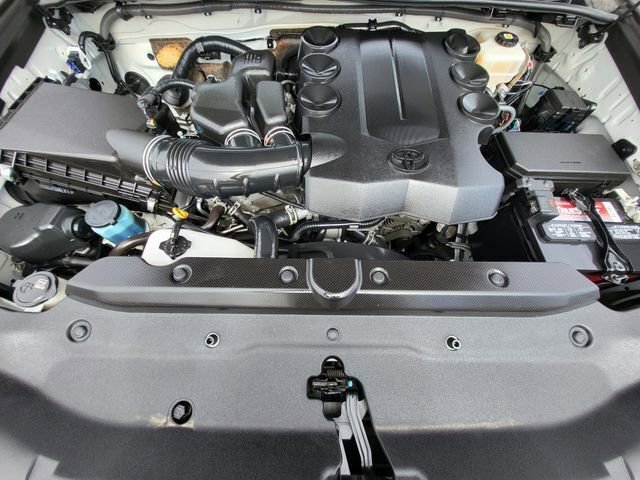 Used 2021 Toyota 4Runner SR5 Premium image 11