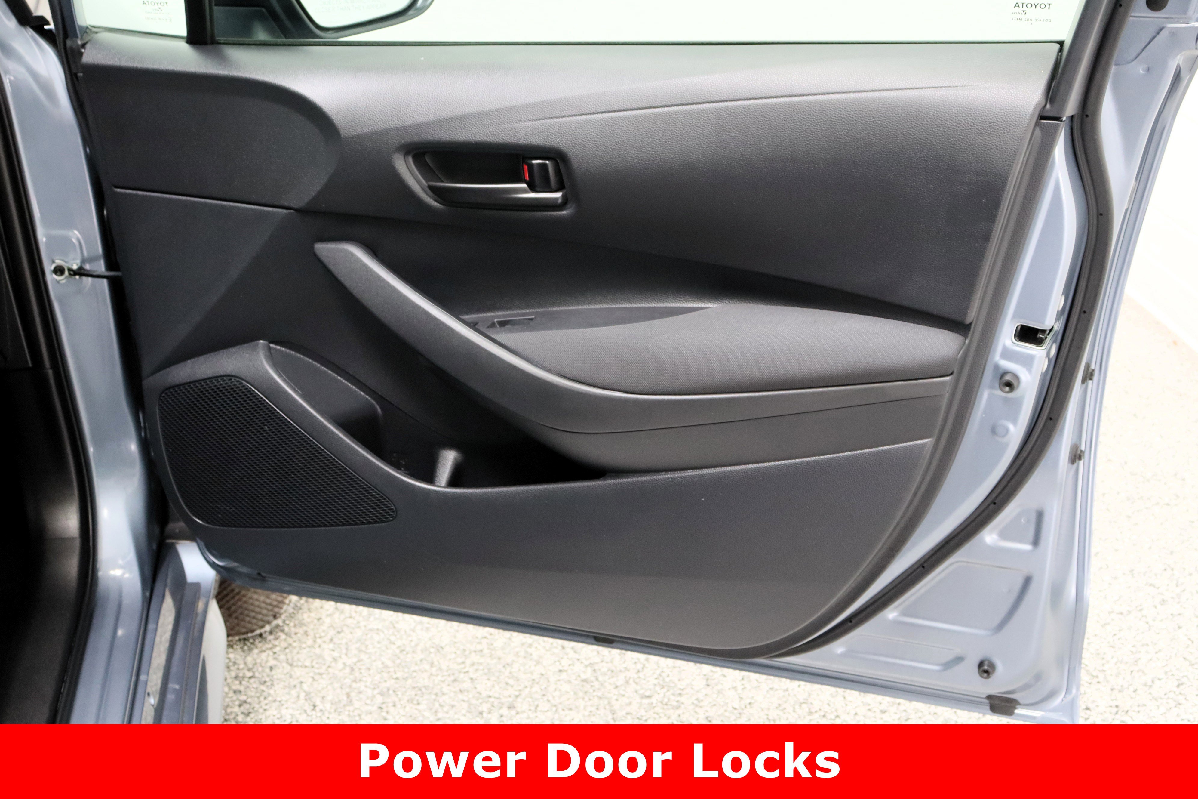 Used 2024 Toyota Corolla LE image 31