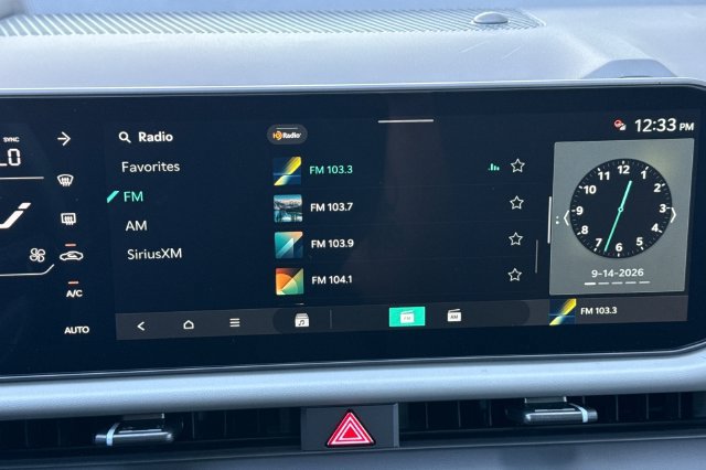 New 2027 Kia Seltos EX w/ EX Panoramic Sunroof Package FWD image 23