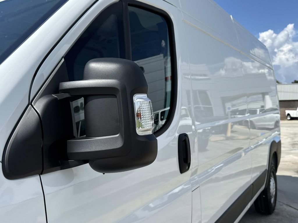 New 2026 RAM ProMaster 2500 w/ Convenience Group image 8