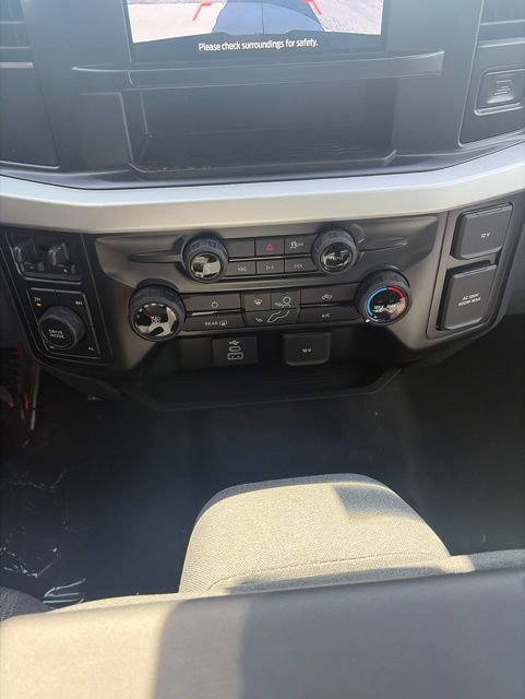 New 2026 Ford F250 XLT w/ Snow Plow Prep Package AWD/4WD image 27