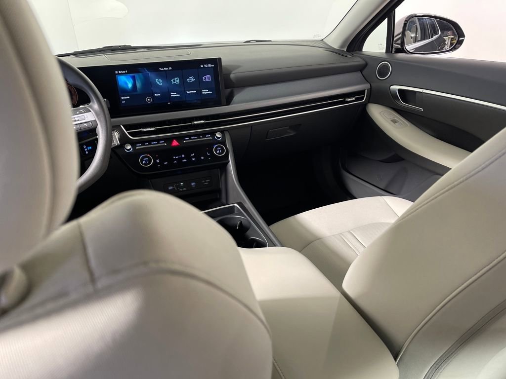 Certified 2024 Hyundai Sonata SEL image 17