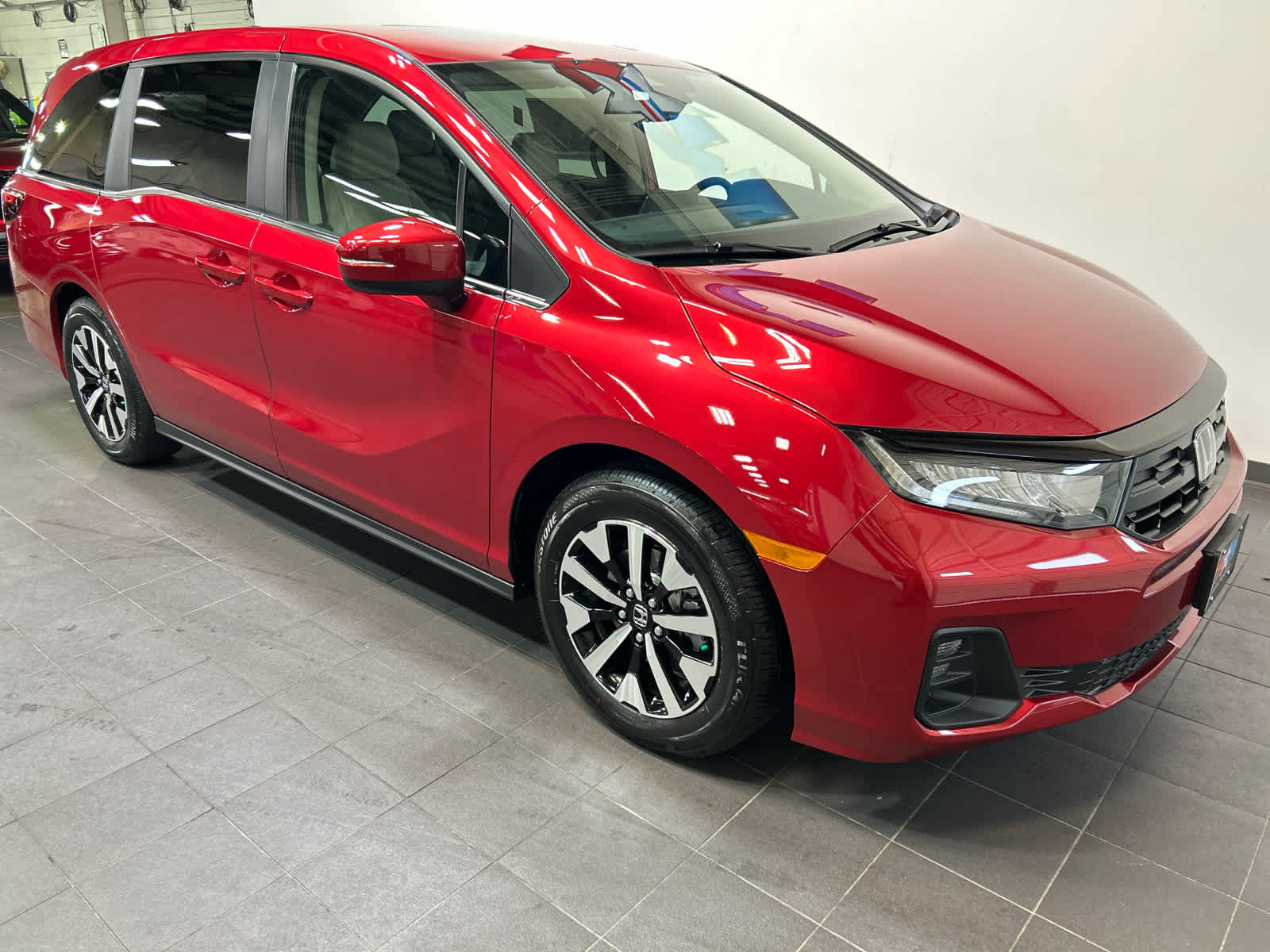 New 2026 Honda Odyssey EX-L image 2