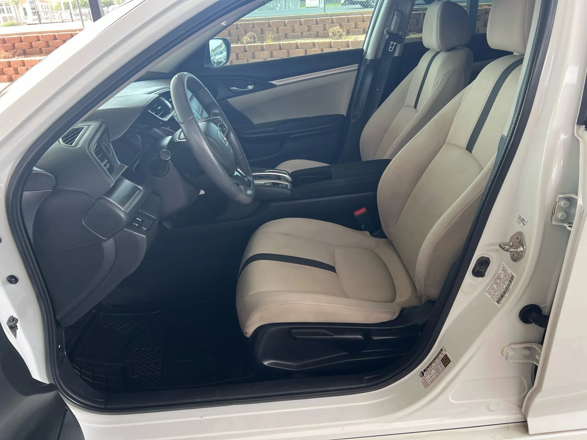 Used 2019 Honda Civic LX image 10
