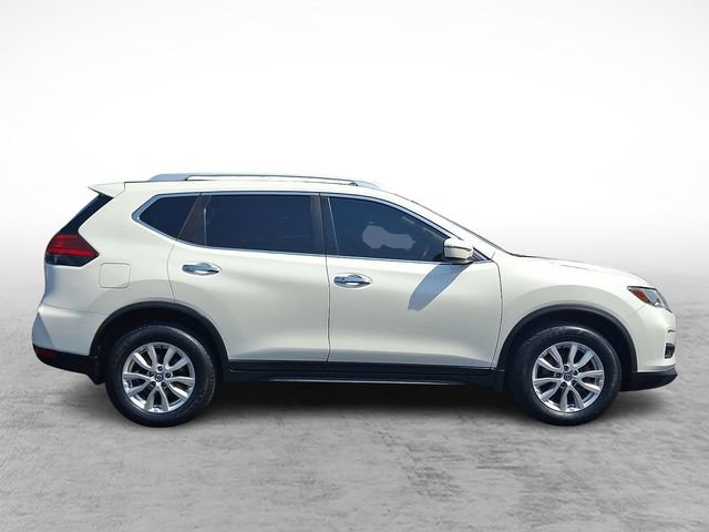 Used 2017 Nissan Rogue SV AWD/4WD image 7