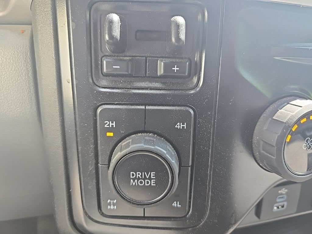 Used 2024 Ford F250 XL w/ STX Appearance Package AWD/4WD image 17