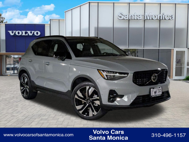 New 2025 Volvo XC40 B5 Ultra w/ Climate Package AWD/4WD image 1