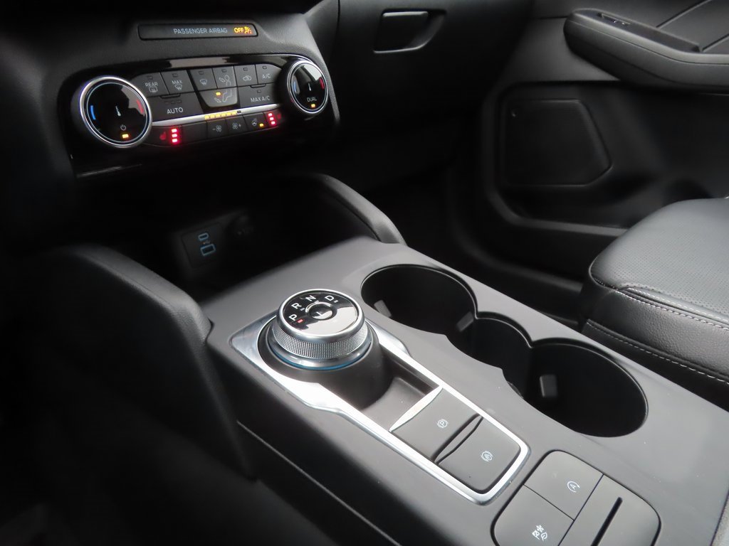 Used 2022 Ford Escape SEL image 16