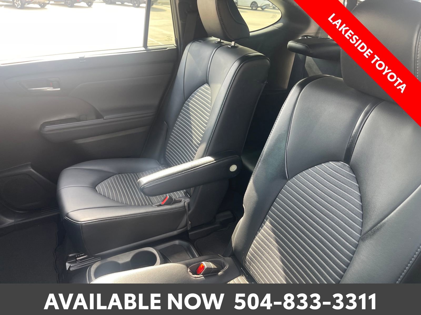 Used 2021 Toyota Highlander XSE FWD image 21