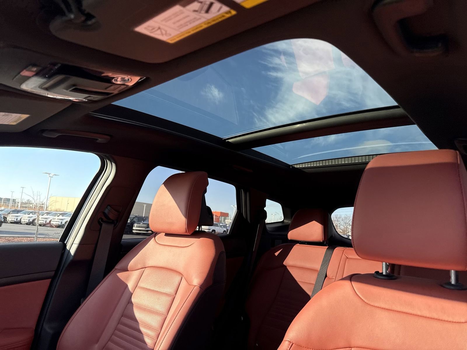 Used 2025 Kia Sportage SX image 22