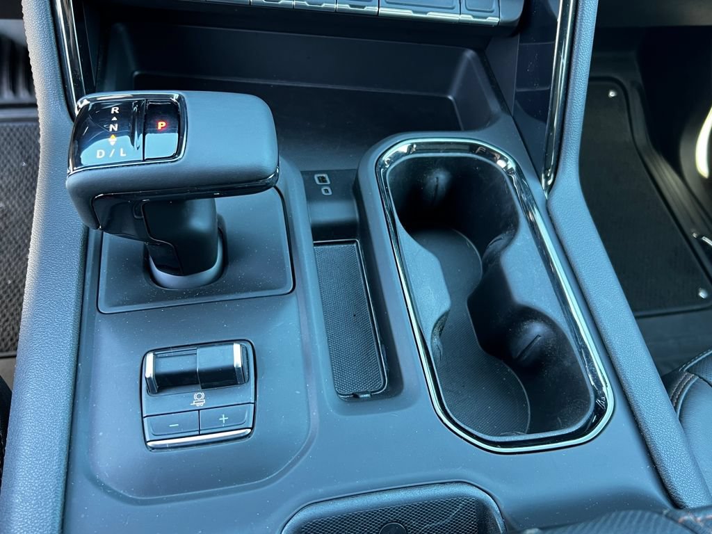 Used 2025 GMC Sierra 1500 AT4 AWD/4WD image 14