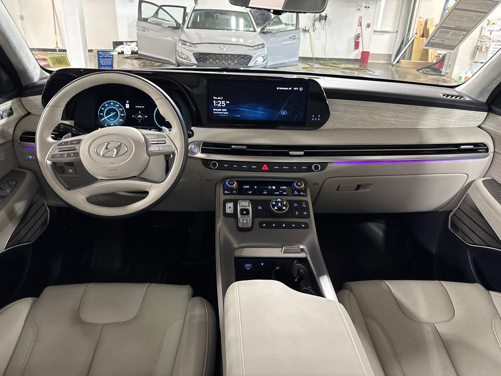 Used 2024 Hyundai Palisade Calligraphy AWD/4WD image 11