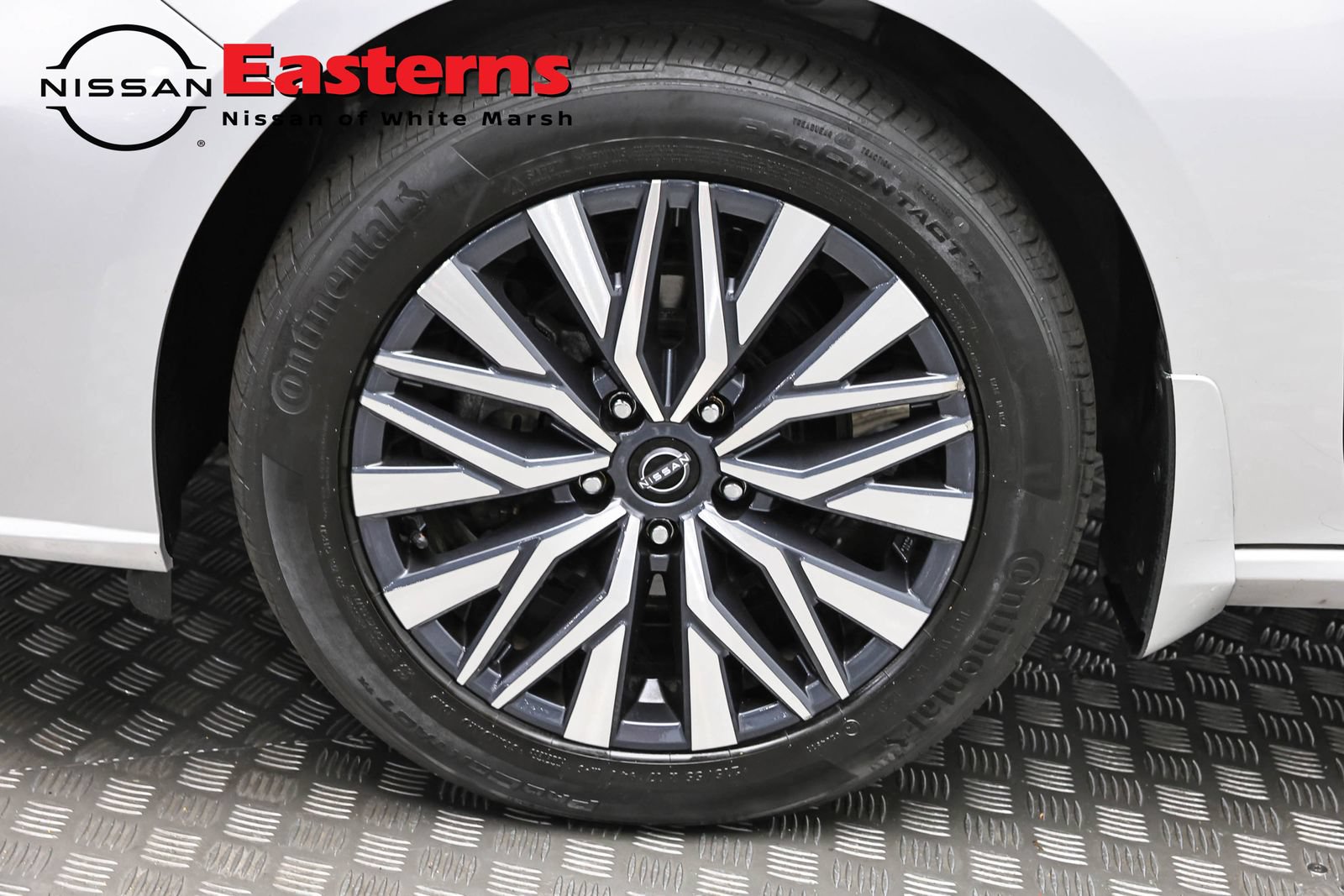 Used 2023 Nissan Altima 2.5 SV w/ SV Premium Package AWD/4WD image 31