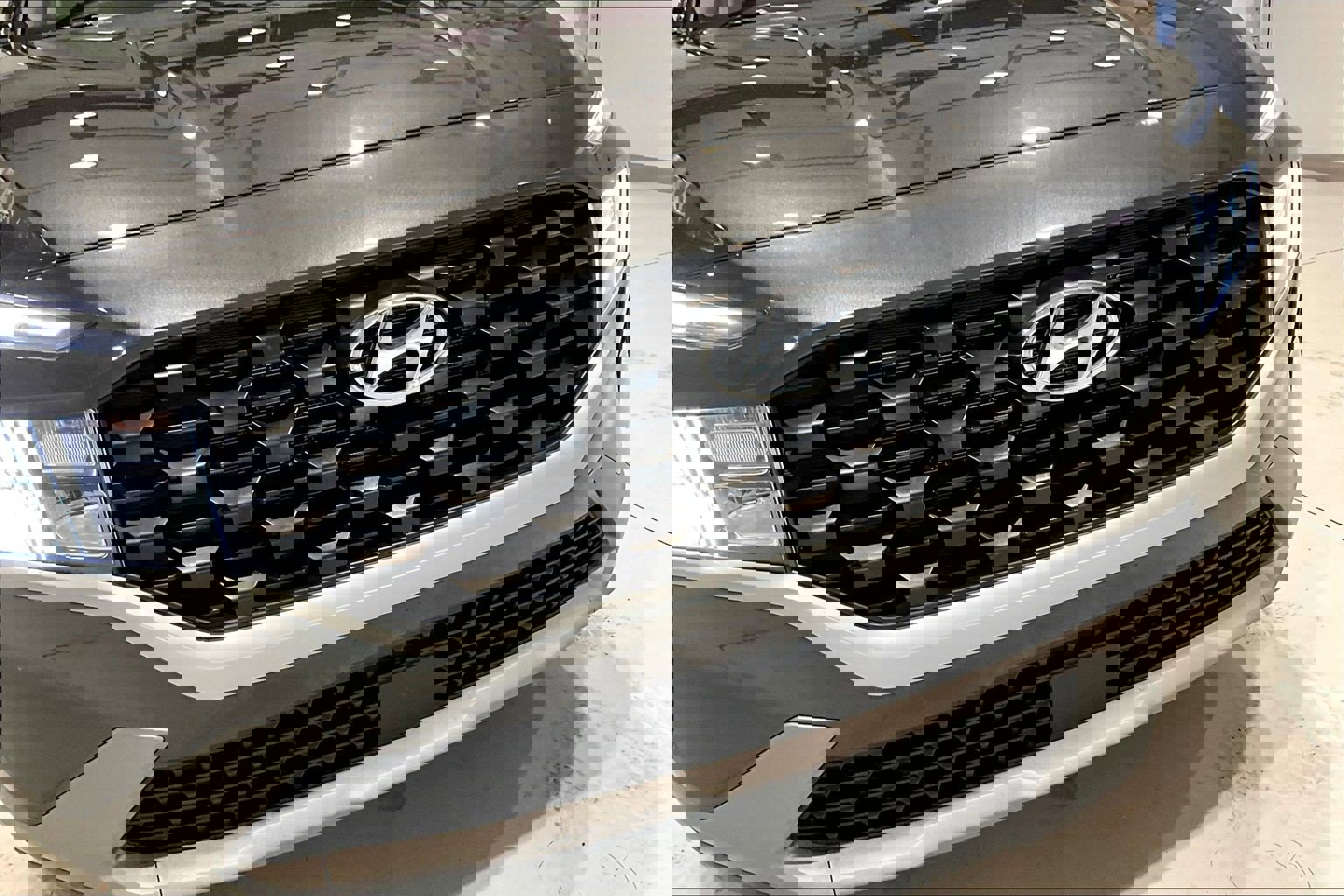 Used 2023 Hyundai Santa Fe SE image 32