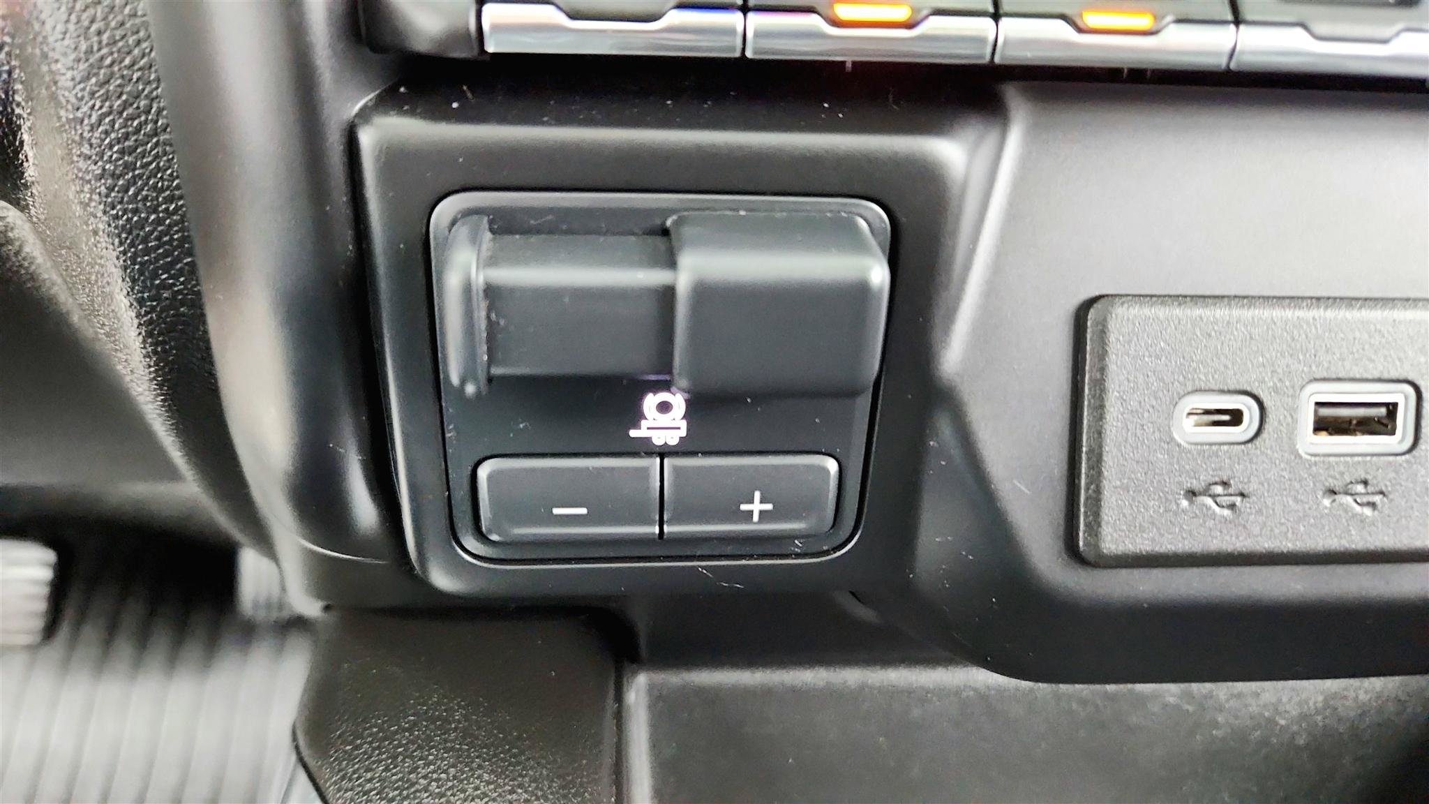 Used 2021 Chevrolet Silverado 1500 LT Trail Boss w/ Convenience Package II AWD/4WD image 27