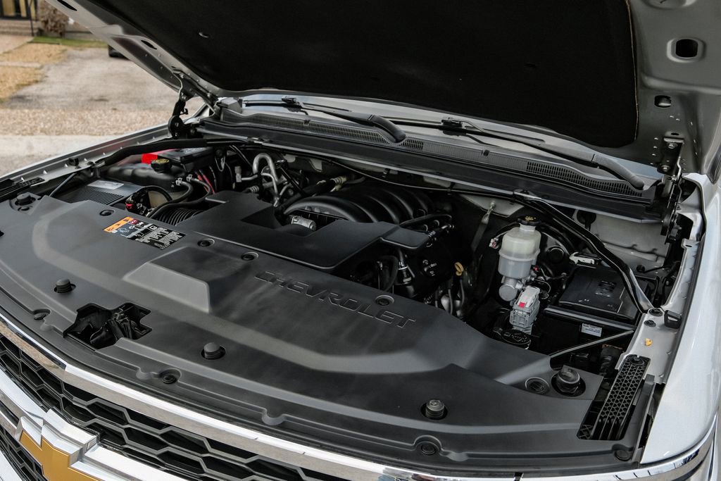 Used 2018 Chevrolet Suburban LT image 52