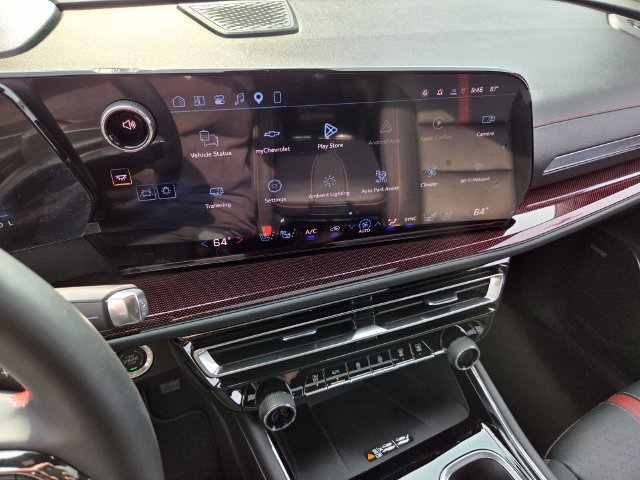 Used 2026 Chevrolet Traverse RS FWD image 24