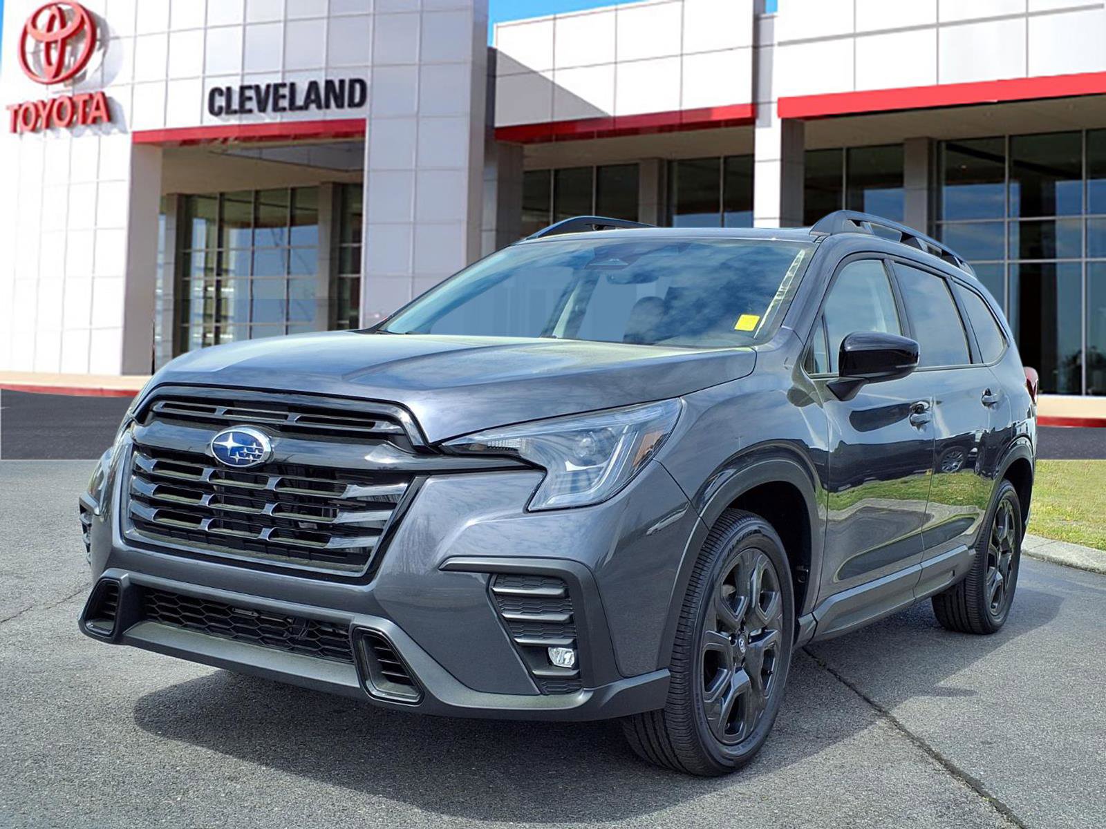 Used 2025 Subaru Ascent Onyx Edition w/ Popular Package #2 AWD/4WD image 5
