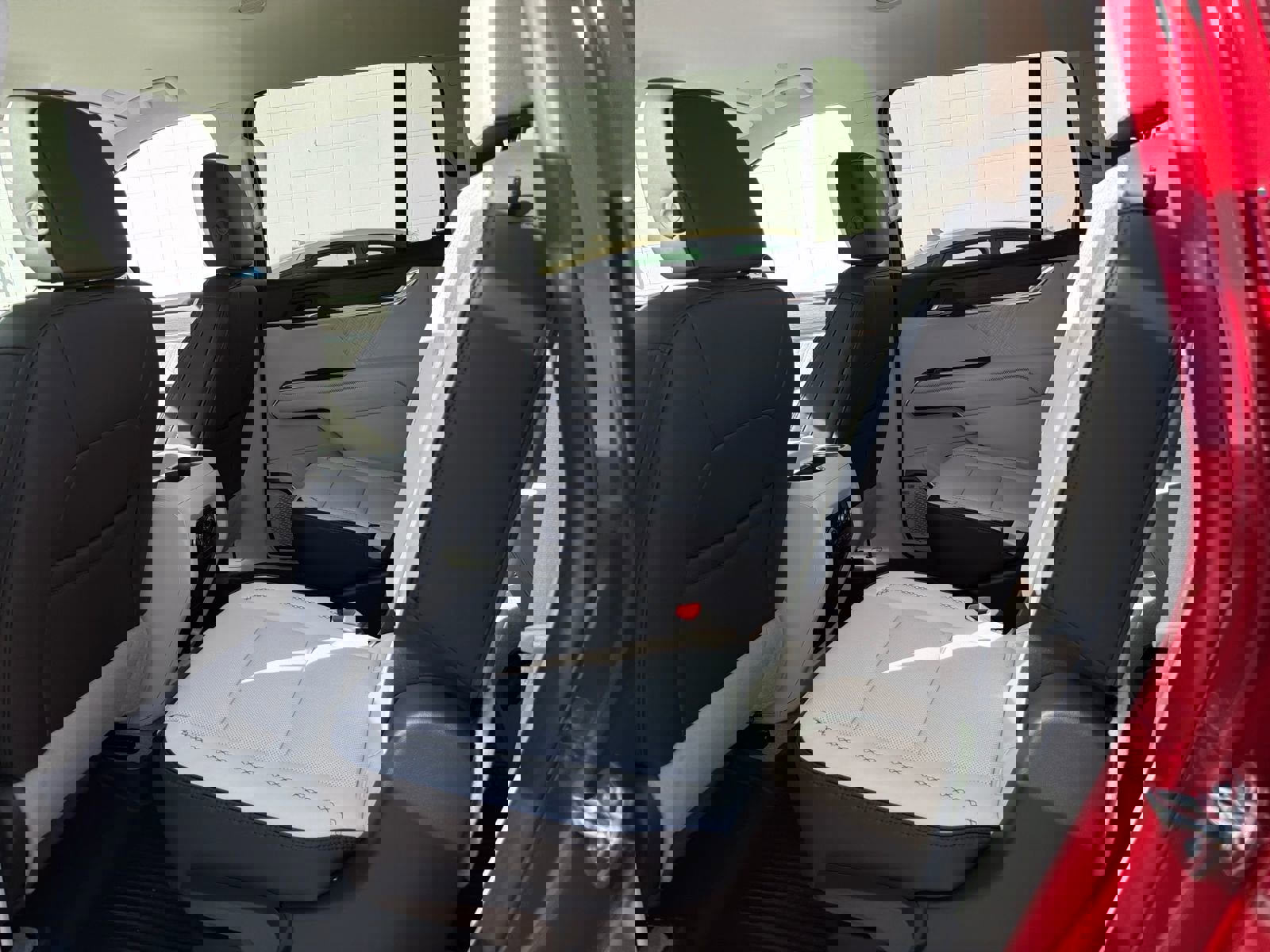 New 2026 GMC Acadia Denali image 13