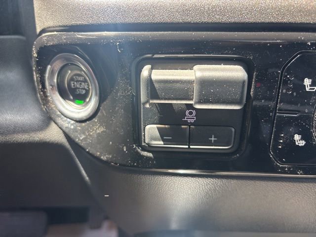 Used 2023 Chevrolet Silverado 1500 RST AWD/4WD image 14