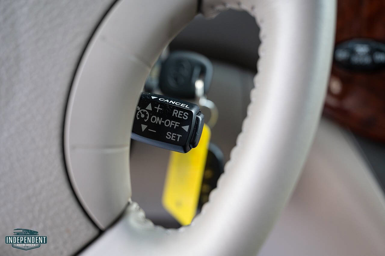 Used 2005 Toyota Sienna image 25