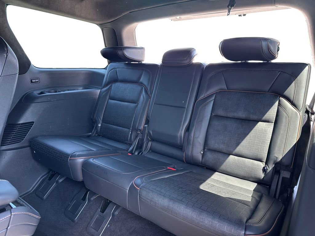 Used 2025 Lincoln Navigator Black Label AWD/4WD image 11