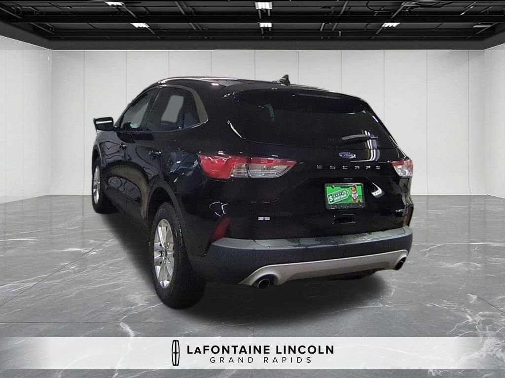Used 2022 Ford Escape SE w/ Convenience Package image 4