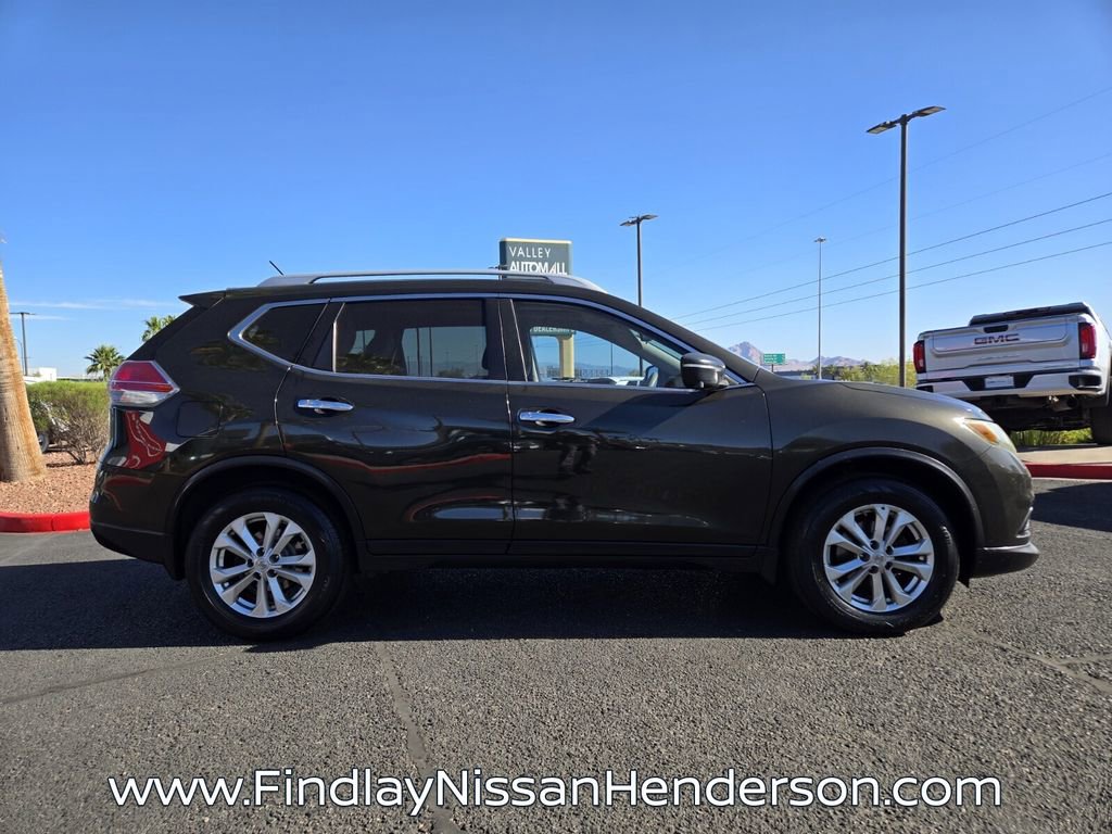 Used 2015 Nissan Rogue SV w/ SV Premium Package AWD/4WD image 7