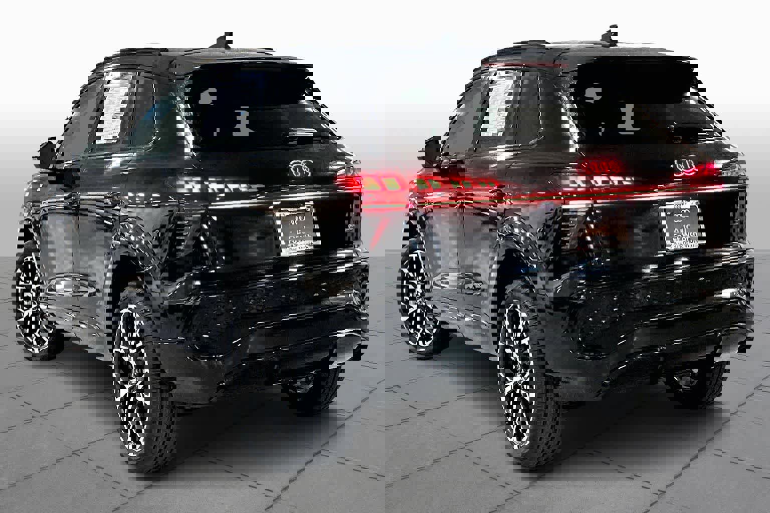 New 2026 Audi Q3 quattro 2.0T image 12