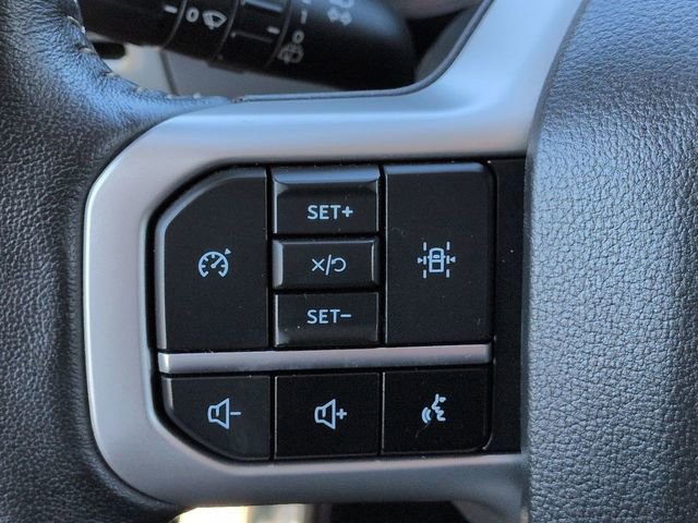 Used 2024 Ford Expedition XLT image 25