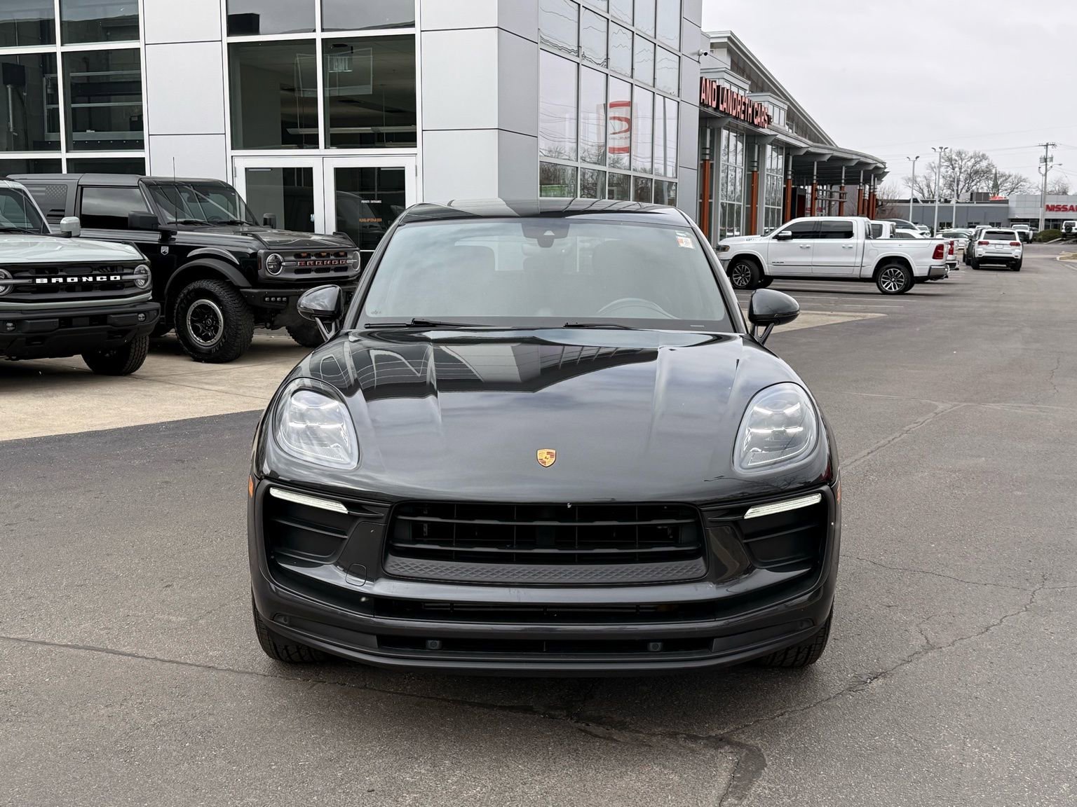 Used 2022 Porsche Macan image 6