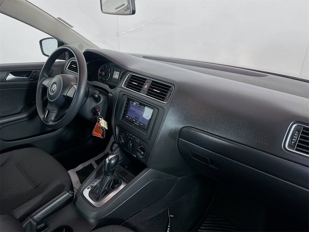 Used 2014 Volkswagen Jetta TDI image 28