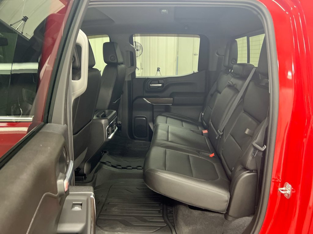 Used 2021 GMC Sierra 1500 SLT w/ SLT Premium Plus Package AWD/4WD image 23